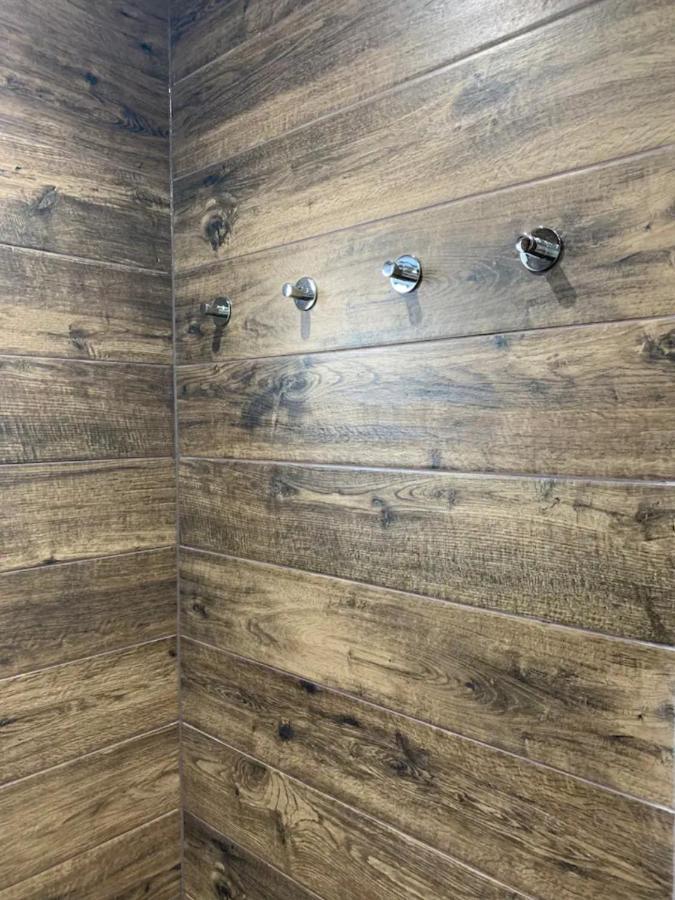 Grindavík R&J Guesthouse Room מראה חיצוני תמונה