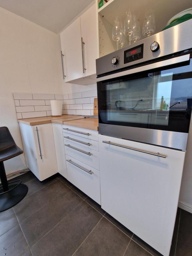Grindavík R&J Guesthouse Room מראה חיצוני תמונה