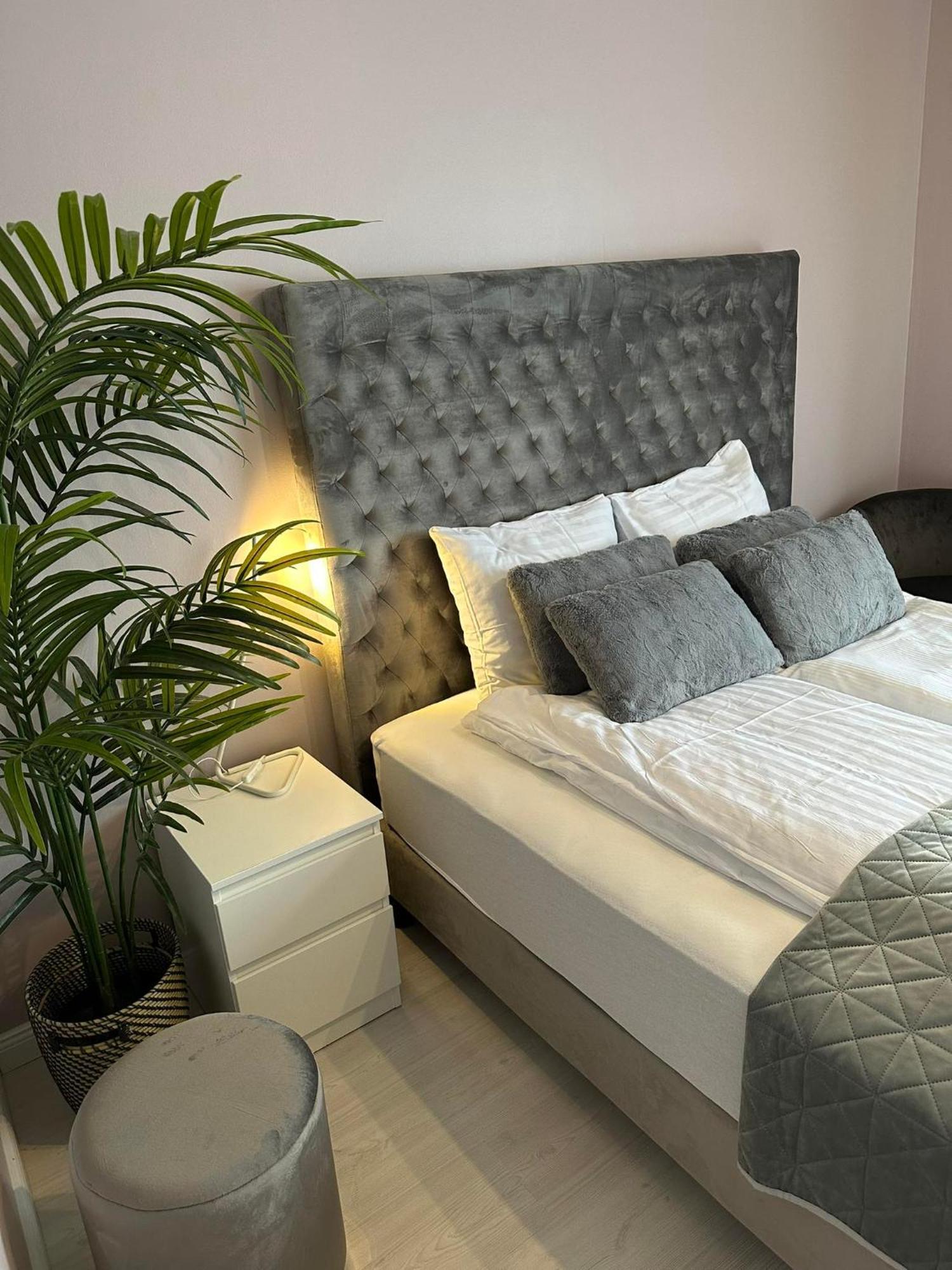 Grindavík R&J Guesthouse Room מראה חיצוני תמונה